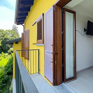 Con Balcone Affascinante A Cadorago Appartamento Fino Mornasco